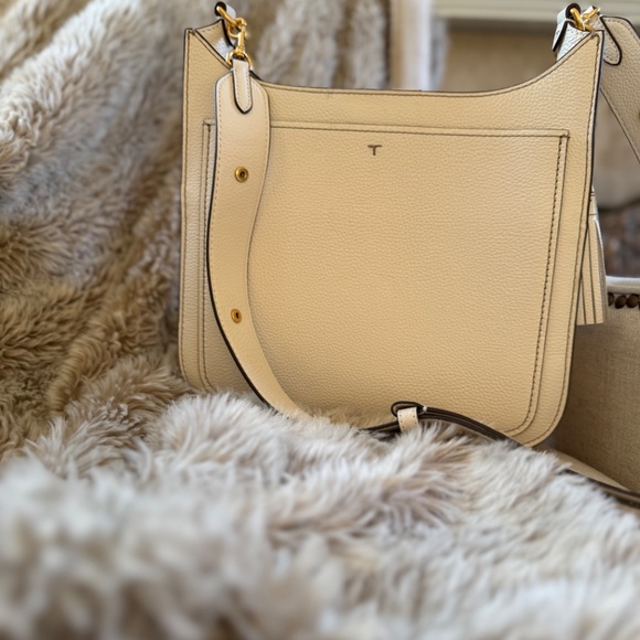 New Genuine Tory Burch Large Ivory/Off-White Leather Shoulder & Crossbody Bag - Picture 5 of 6